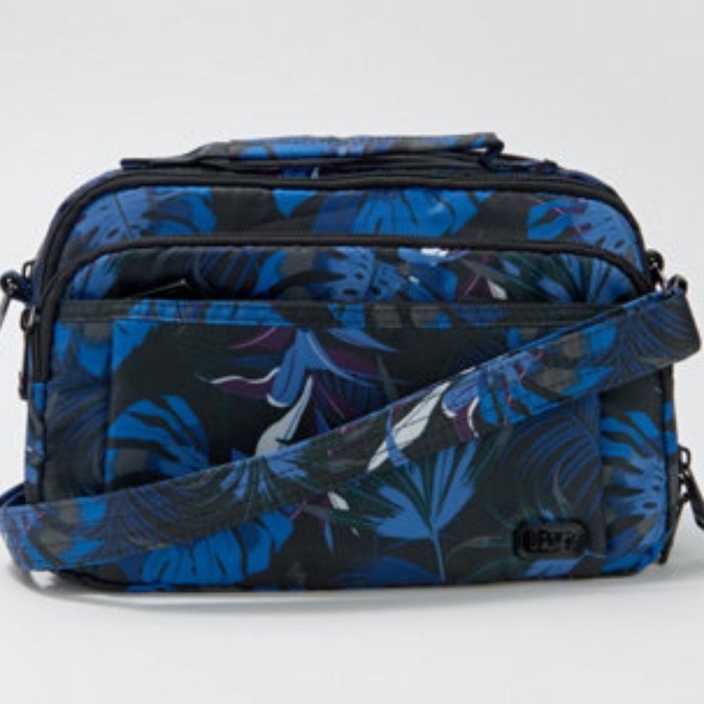 Lug Scoop Black Camo, New with Tags with RFIP